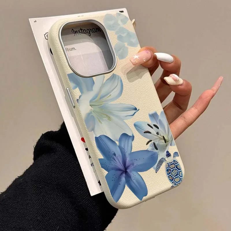 Xiaomi Redmi Note 13 - Şık Mavi Zambak Desenli Telefon Kılıfı